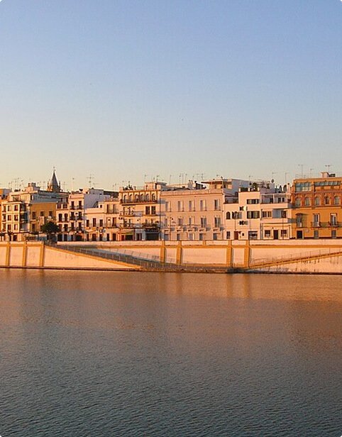 calle-betis-sevilla Calle Betis de Triana